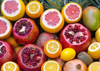 Fresh citrus fruits